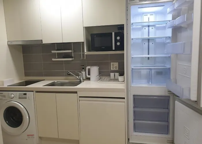 3415#gangnam Urban Vogue #top-rated Unit # All-new Furniture & Peaceful Vibe# Sinnonhyeon 1min 公寓 首爾