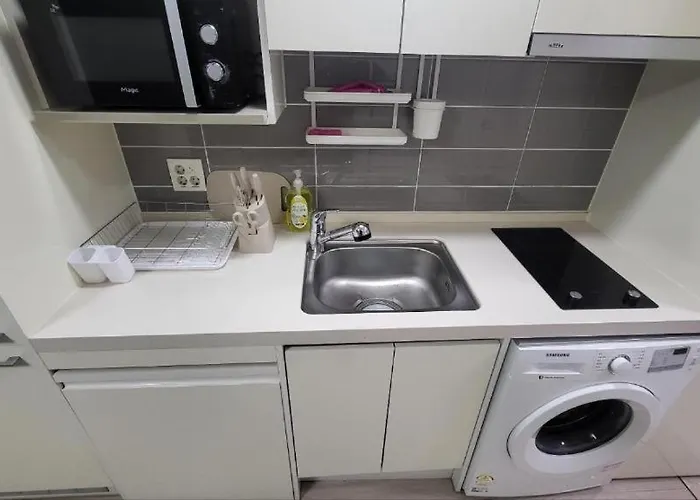 3415#gangnam Urban Vogue #top-rated Unit # All-new Furniture & Peaceful Vibe# Sinnonhyeon 1min 公寓 *